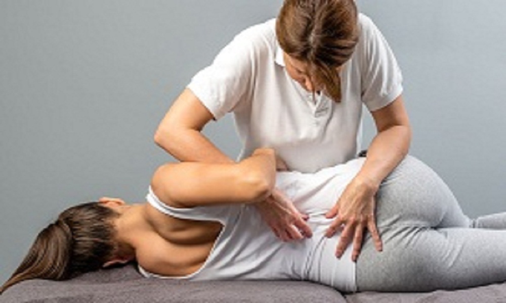 Spinal-Manipulation-1000-1-1